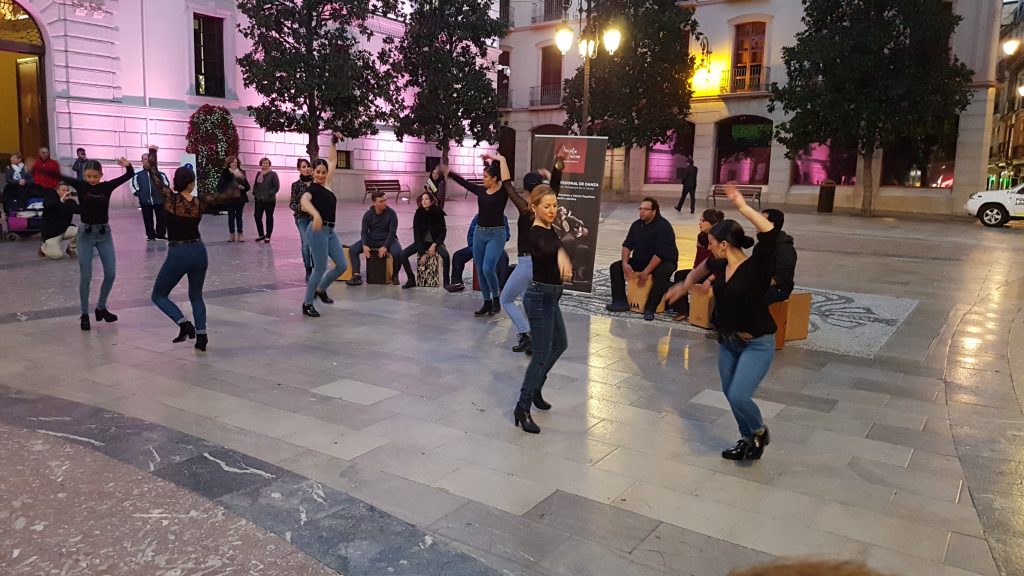 Flamenco-Tanzdemonstration auf der Strasse